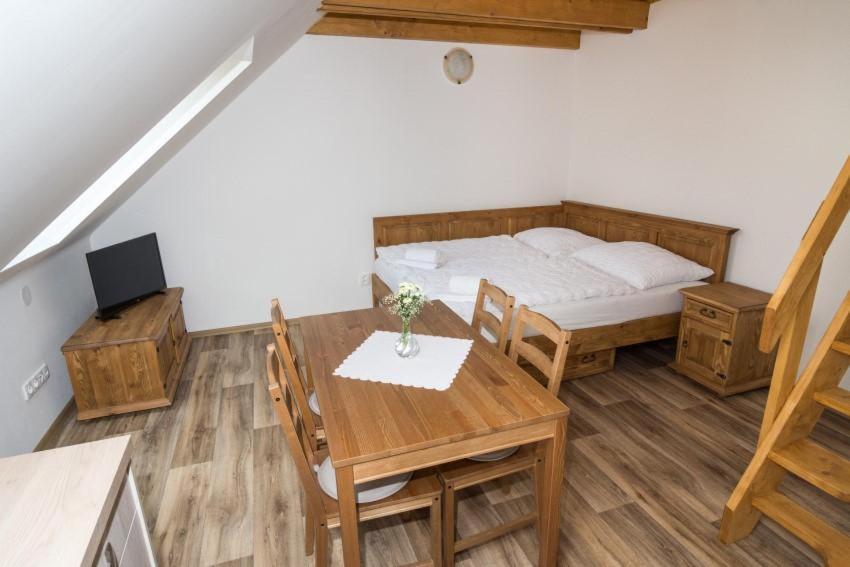 Penzion Konvalinka Jimramovske Pavlovice Bagian luar foto